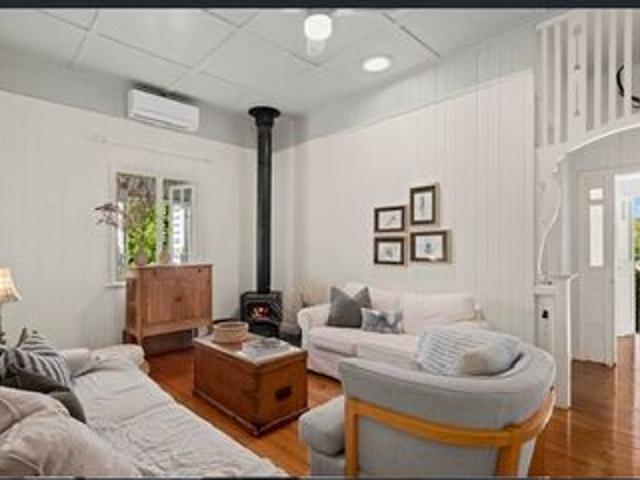 Stunning Workers Cottage