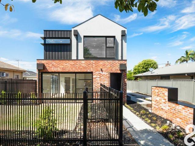 Stunning AS NEW 3 Bedroom Townhouse Luxury Living at Its Best!
