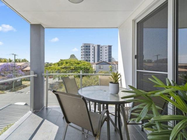 Stunning Apartment close to the Broadwater!