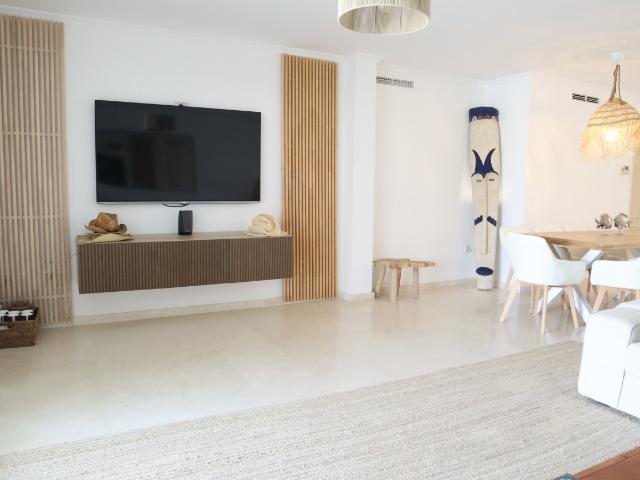 Stunning apartment for rent in La Marina de Sotogrande