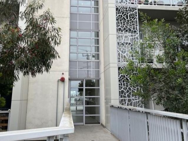 Stunning Apartment in Secure Building