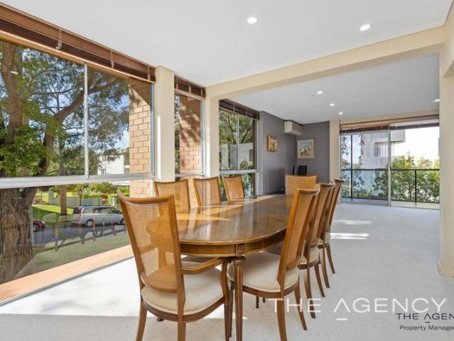 Stunning Apartment in Prestigious Crawley