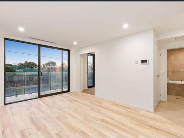 Stunning Apartment, Ideal Location