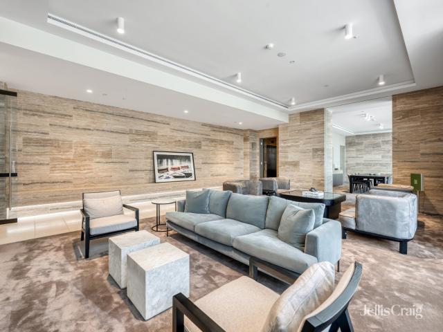 Stunning Apartment on the Banks of the Yarra