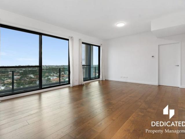 Stunning Apartment Next Door to Garden City