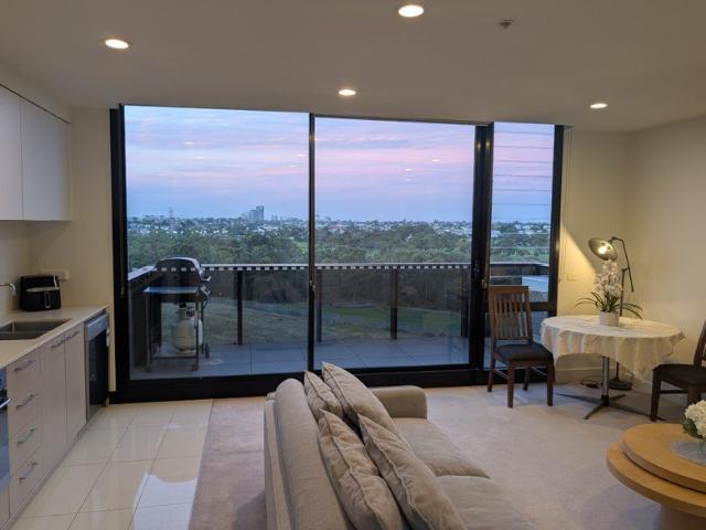 Stunning Apartment with City Views in Prime Location