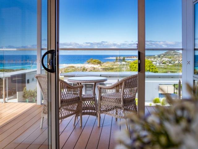 Stunning Bicheno Horizon Views
