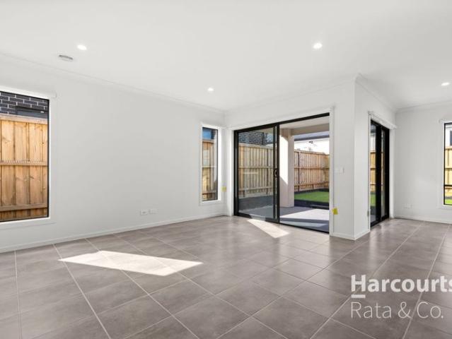 Stunning Brand New 4 Bedroom Family Home!