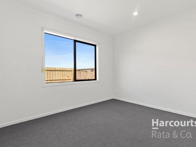 Stunning Brand New 4 Bedroom Family Home!