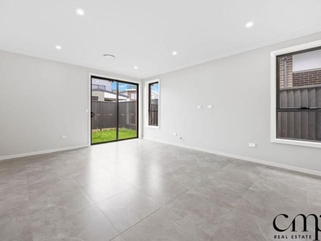 Stunning Brand New, 4 Bedroom Home!