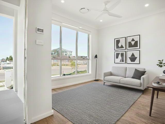 Stunning Brand New 5 Bedroom Family Home in Marsden Park