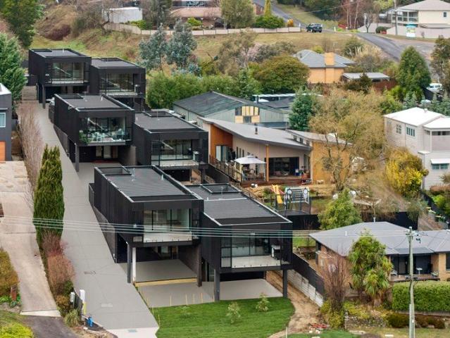 Stunning Brand new build