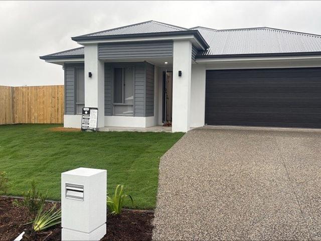 STUNNING BRAND NEW HOME