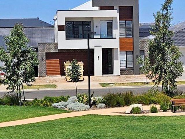 STUNNING BRAND NEW HOME WITH PARK VIEWS & ROOM FOR THE WHOLE FAMILY
