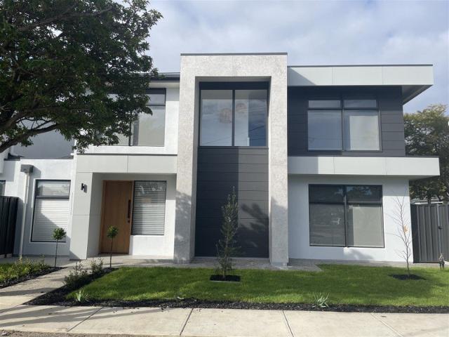 Stunning Brand New Luxury Living Dual Master Bedrooms & Modern Design