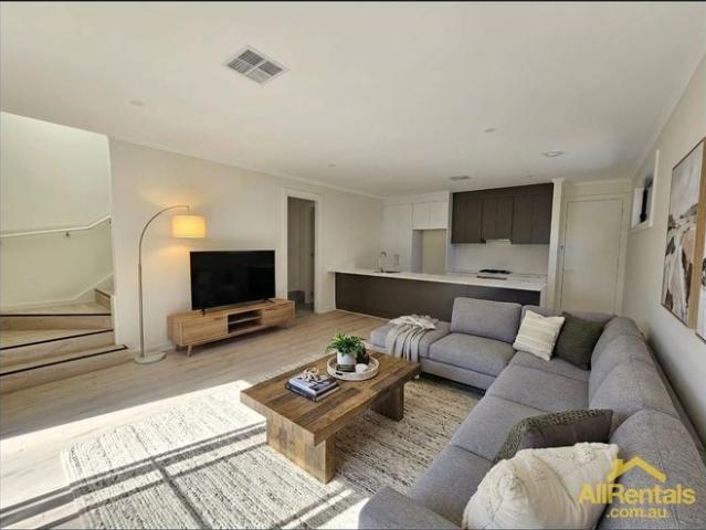 Stunning brand new townhouse at 7/9 Palmyra Ave, Torrensville