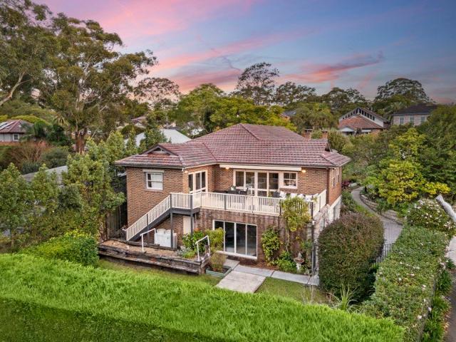 Stunning character home on multi awarded gardens