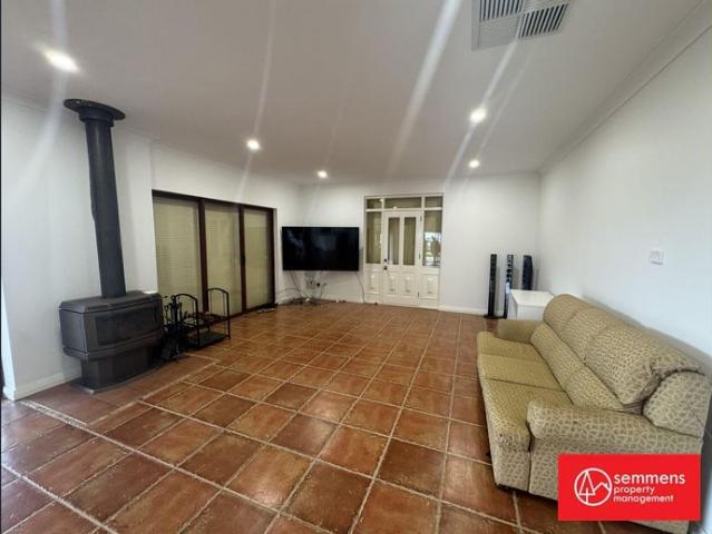 STUNNING COASTAL LIFESTYLE WITH SEA VIEWS