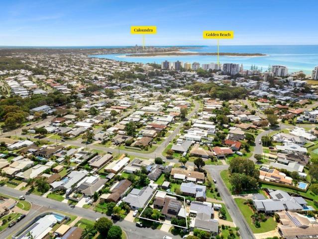 Stunning Coastal Living & Ultimate Convenience