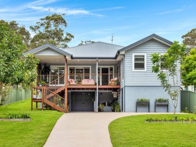 Stunning Coastal Retreat at South Durras