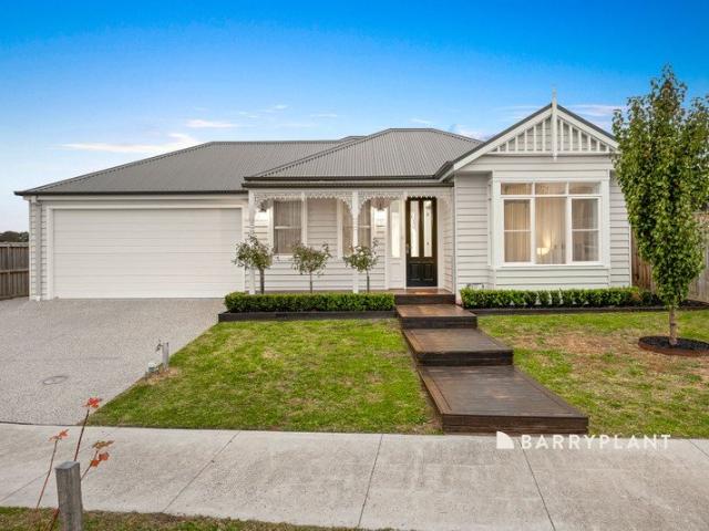 Stunning Custom Home in Prestigious Mitchell Grove Estate