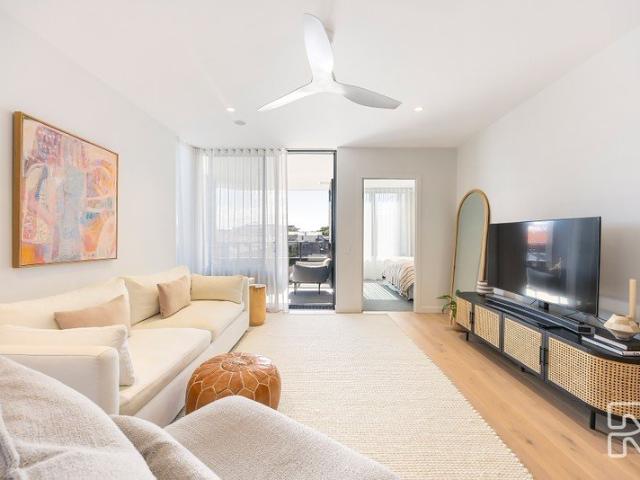 Stunning designer apartment at 'Alouette Residences'