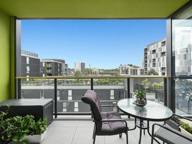 Stunning, Designer Home + Study has Space, Style & Privacy