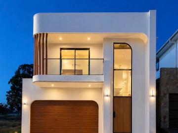 Stunning Double Storey Family Home in Sought After Box Hill