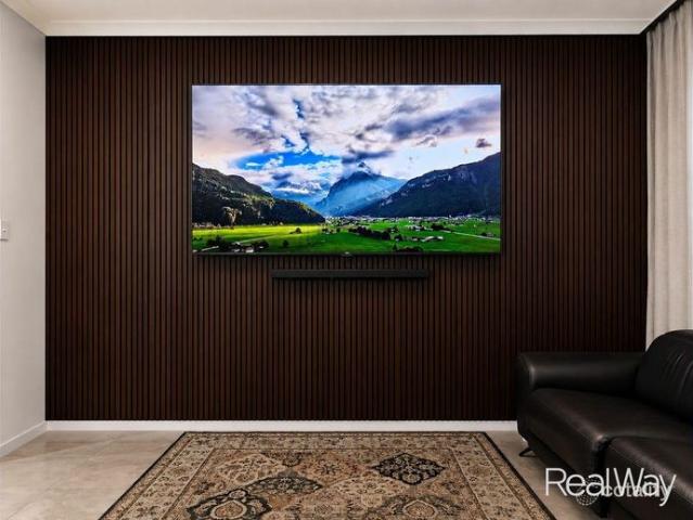 Stunning double storey family home in Spring Mountain