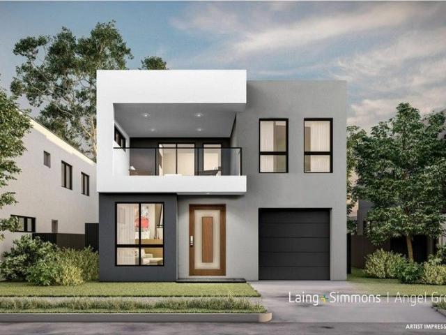Stunning Double Storey Family Home with 5 Bedrooms & Premium Finishes