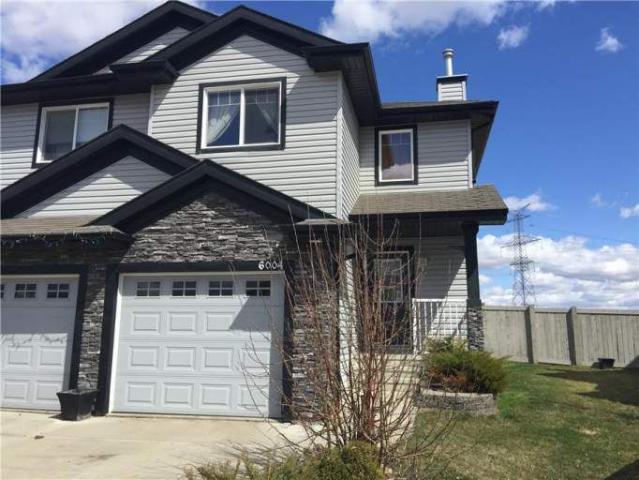 Stunning Duplex in Charlesworth Single Garage 3 Bedroom Duplex