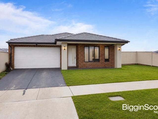 Stunning East Facing Family Home in Ballarat's Fastest Growing Suburb