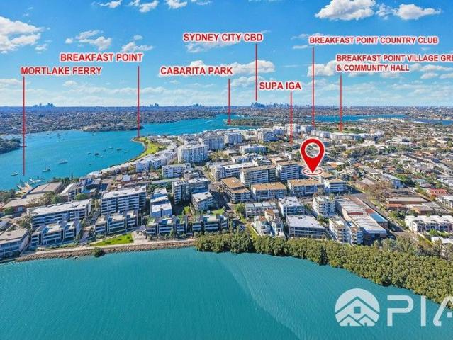 Stunning elegance 3 bedroom plus study with water view apartment