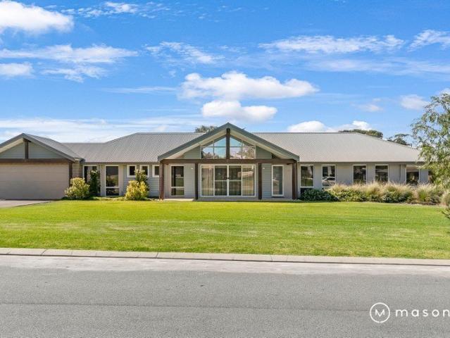Stunning Ex Display Home with Lifestyle Appeal