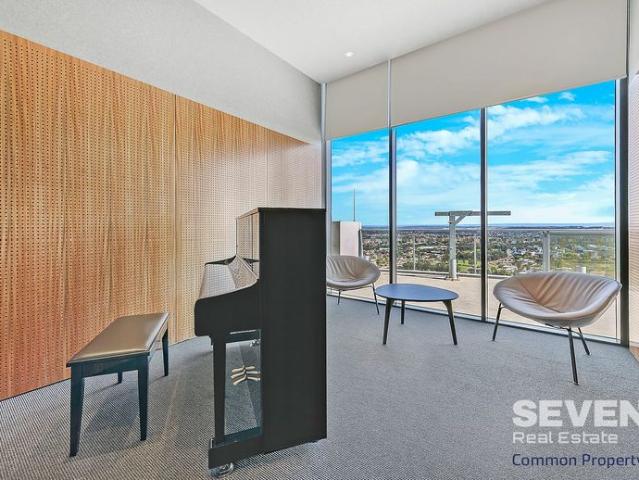 Stunning Executive Apartment In Luxury Complex
