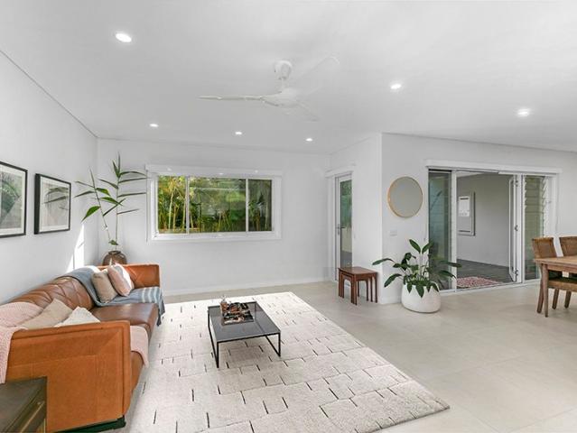 Stunning Executive Garden Apartment