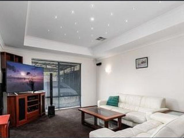 Stunning Executive Home With Large Shed Perfect For Families