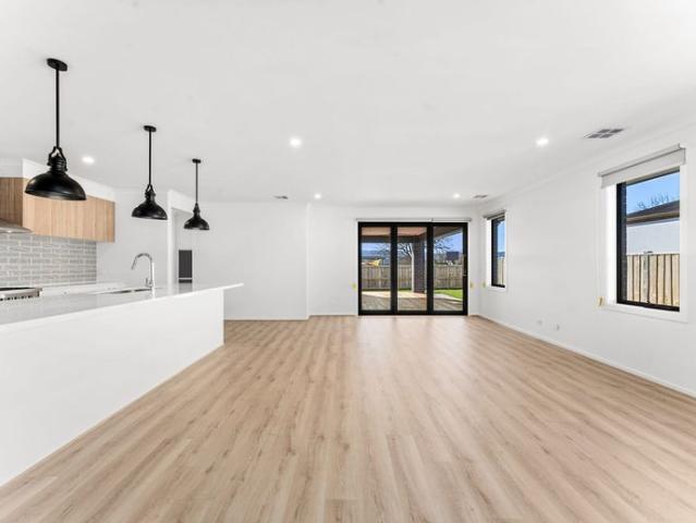 Stunning Family Home!