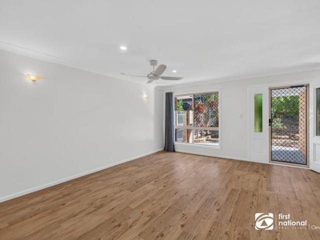 STUNNING FAMILY HOME WHICH SHOWCASES SUMMER LIVING AT ITS FINEST POOL ! SPACE !. AND FAMILY COMFORT IN BEAUTIFUL WELLINGTON POINT