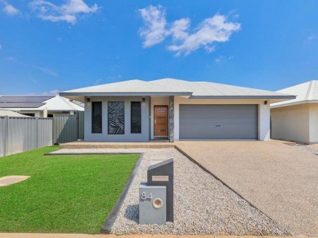 STUNNING FAMILY HOME WITH POOL, OUTDOOR ENTERTAINING & EVERYTHING YOU NEED!