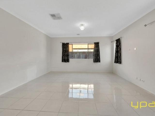 Stunning Family Home at 13 Curran Drive, Officer