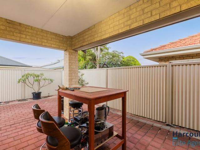 Stunning Family Home Available for Lease Immediately!