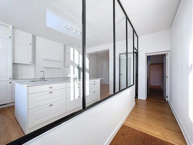 Stunning family home – Four bedrooms – Fully renovated