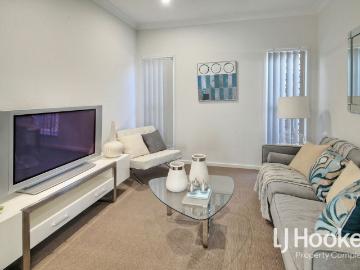 Stunning Family Home In the Heart Of Yarrabilba!