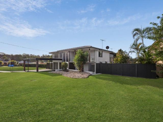 Stunning Family Home in a Prime Yamanto Location