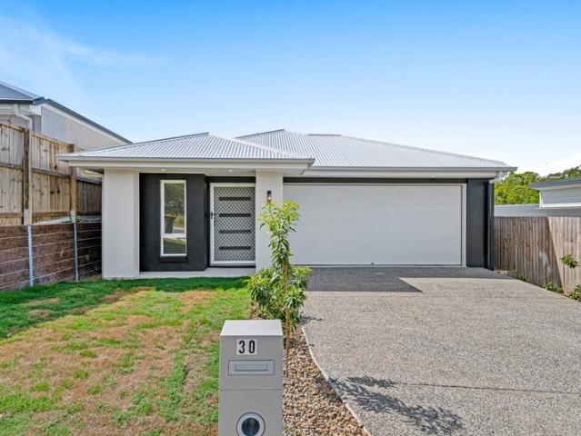 Stunning Family Home in Bellbird Park