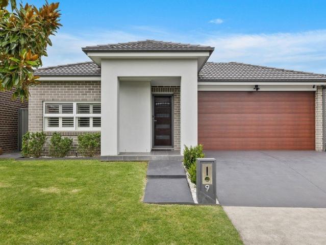 Stunning Family Home in Calderwood