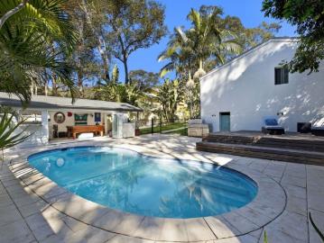 Stunning Family Home in Empire Bay
