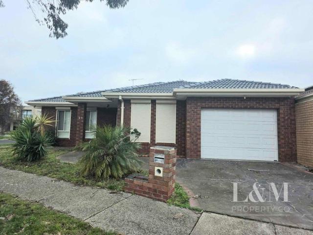 Stunning Family Home in Great Location. !