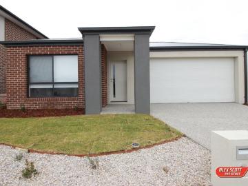 Stunning Family Home in Officer